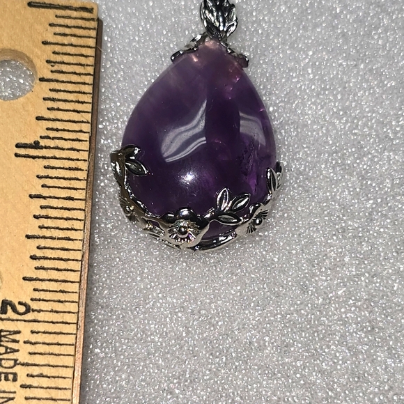 AMYTHEST CAGED PENDANT - Picture 4 of 7